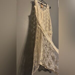 NWT Floral Lace Sleeveless Duster